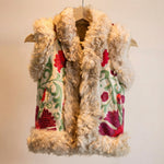 Load image into Gallery viewer, Sahar Junior Heritage Gilet – Cream Fur Trim