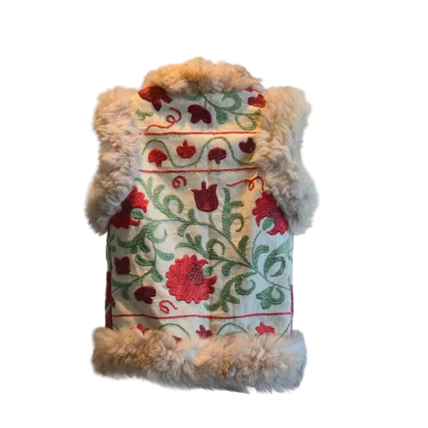 The Sahar Junior Gilet – Second Photo, Hanger Removed